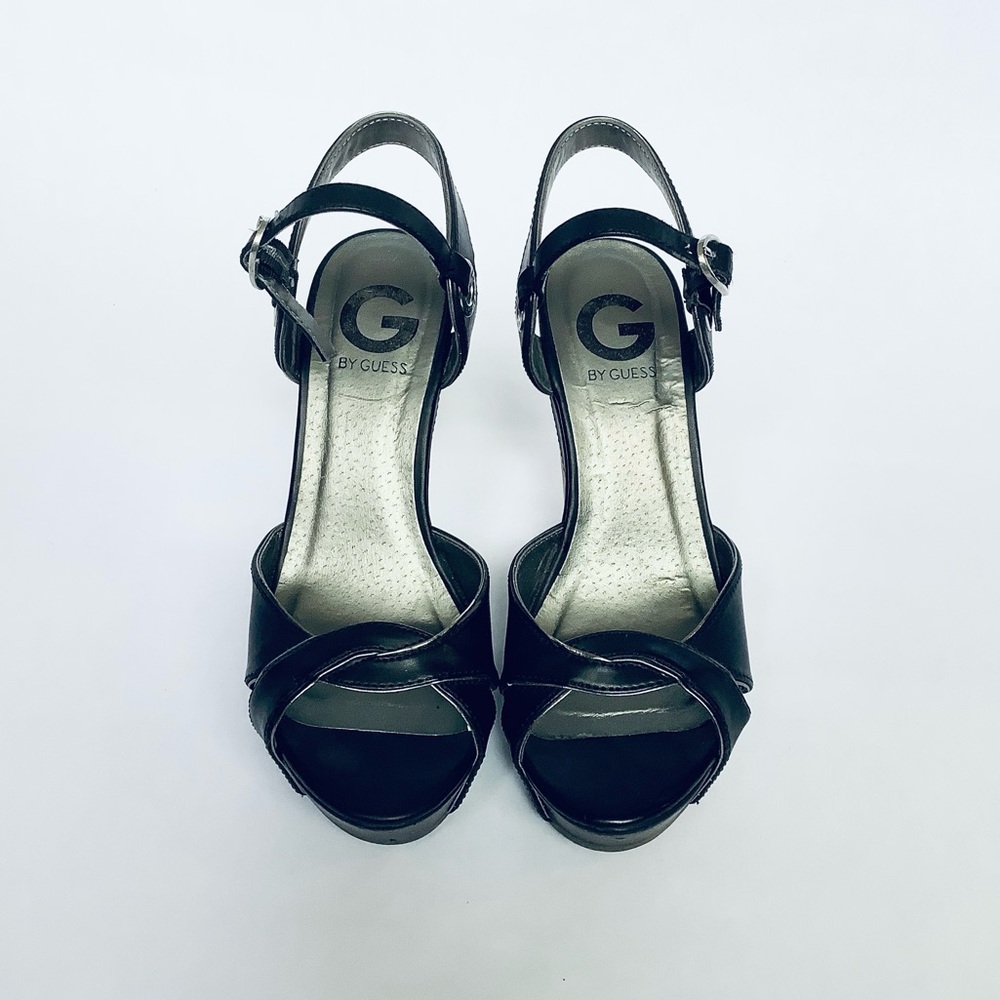 GUESS Summer Heels - Picture 2 of 10